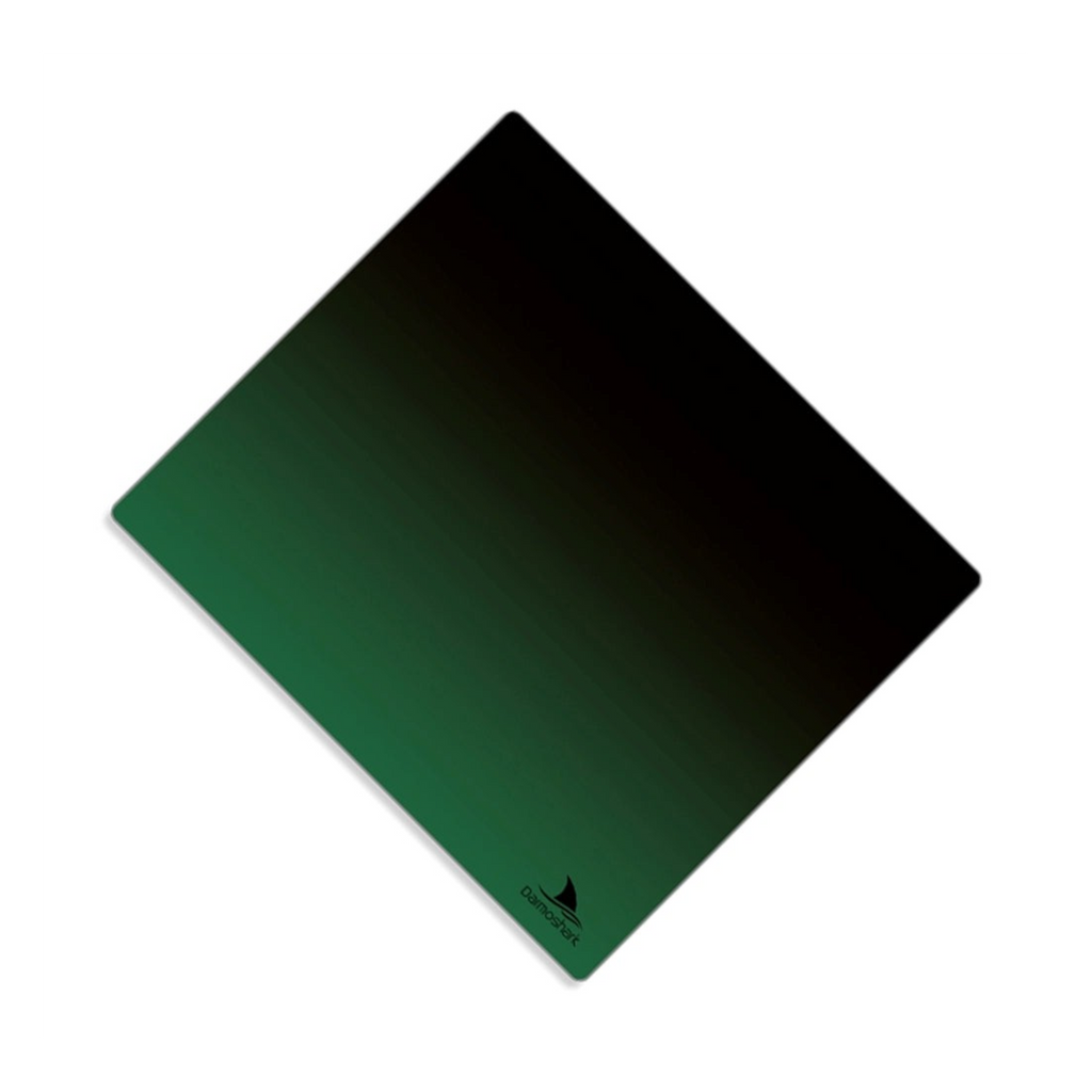 Oyuncu Baykuş Darmoshark CP01 siyah ve yeşil geçişli, 490x420mm boyutlarında kontrol tipi oyuncu mouse pad