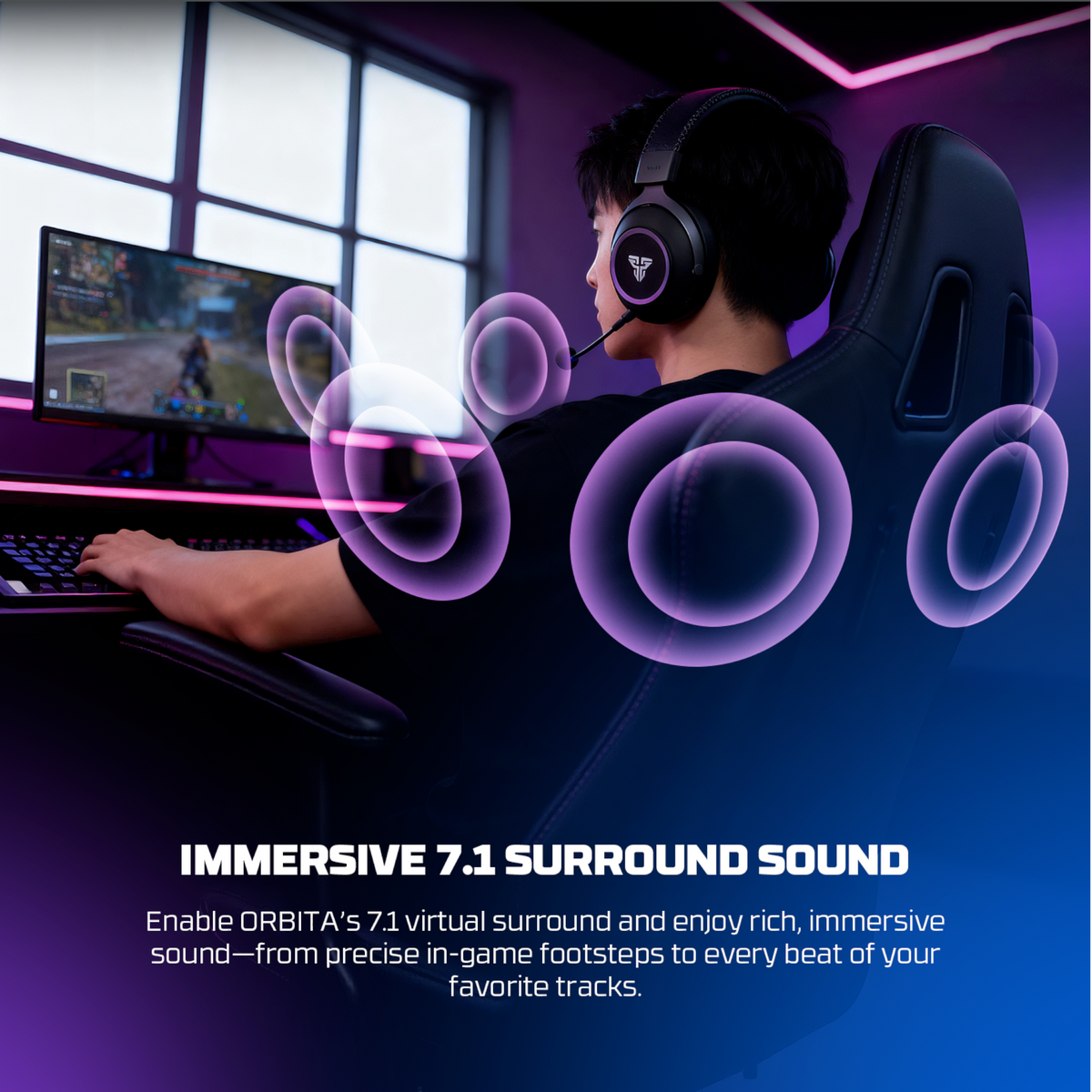 Oyuncu Baykuş Fantech Orbita kablosuz oyuncu kulaklığı takan bir oyuncu, 7.1 surround ses deneyimi ile oyun oynuyor.