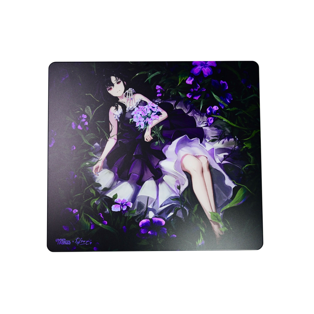 Oyuncu Baykuş anime karakterli ve mor çiçek desenli, pürüzsüz yüzeyli profesyonel oyuncu mouse pad