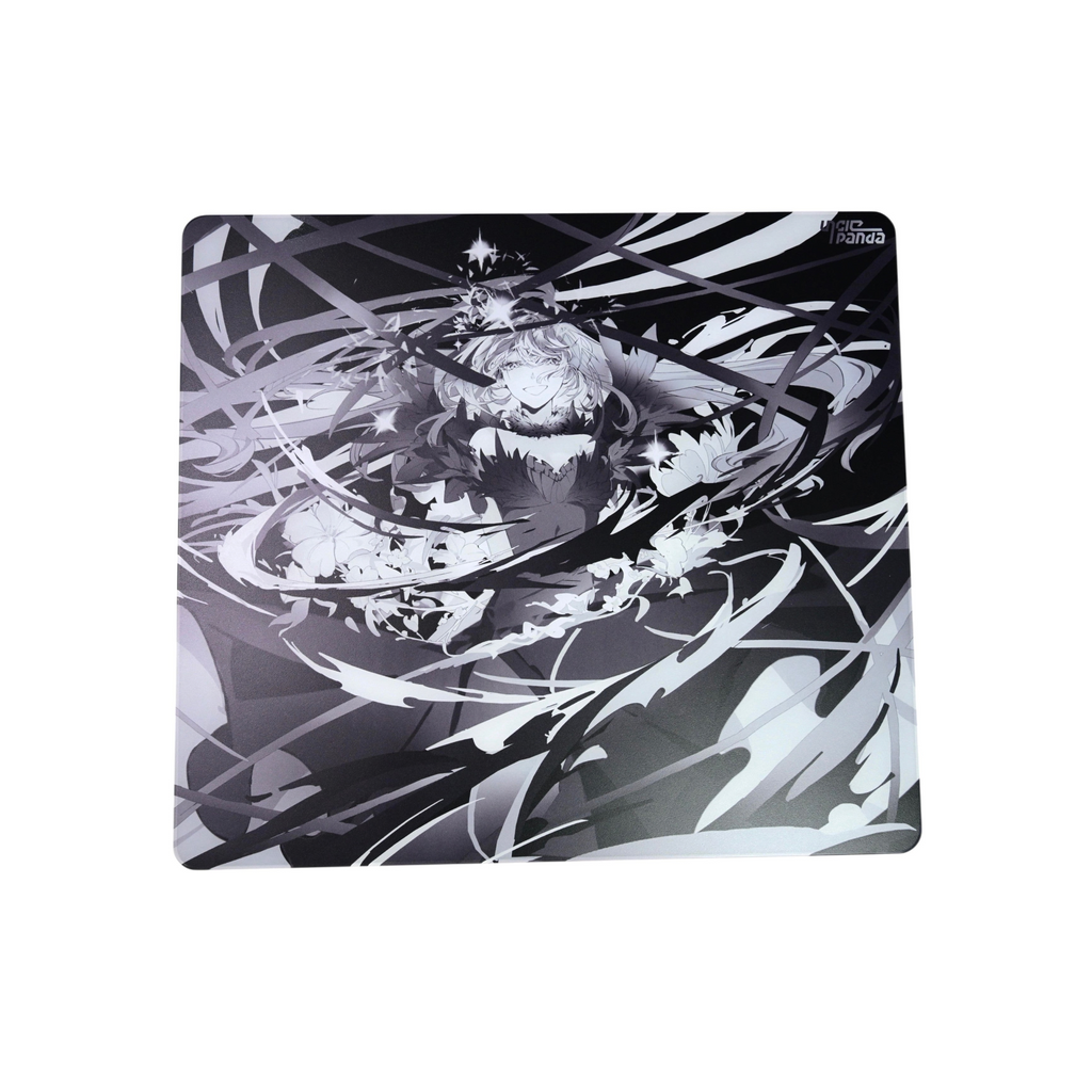 Oyuncu Baykuş anime temalı siyah beyaz profesyonel oyuncu mouse pad, pürüzsüz yüzeyli ve kaymaz tabanlı tasarım.