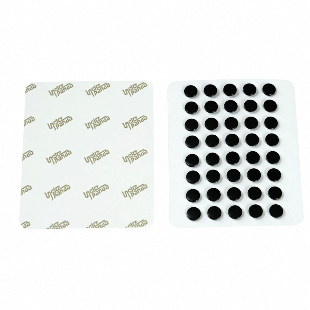 Oyuncu Baykuş Uncle Panda Spirit Dots V2 Mystic Black UPE mouse skate seti, cam ve sert yüzeyler için kontrol odaklı.