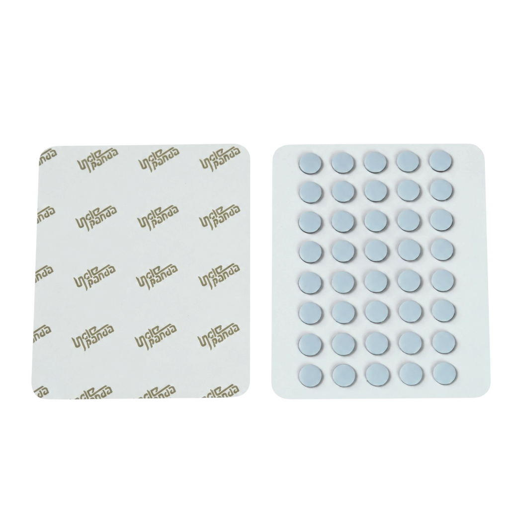 Oyuncu Baykuş Uncle Panda Spirit Dots V2 Fog Grey PTFE mouse skate seti, pürüzsüz ve hızlı oyun performansı sağlar.